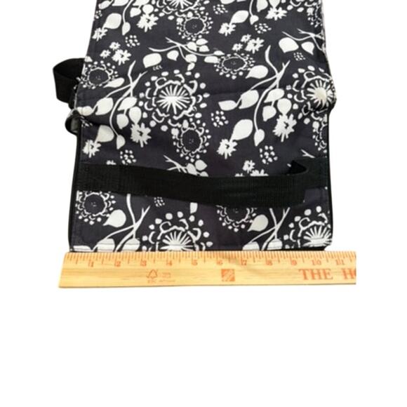 "THIRTY-ONE" Insulated Cooler Lunch Bag Custom embroid. "HELP YOURSELF" Zip Shut - Picture 13 of 15